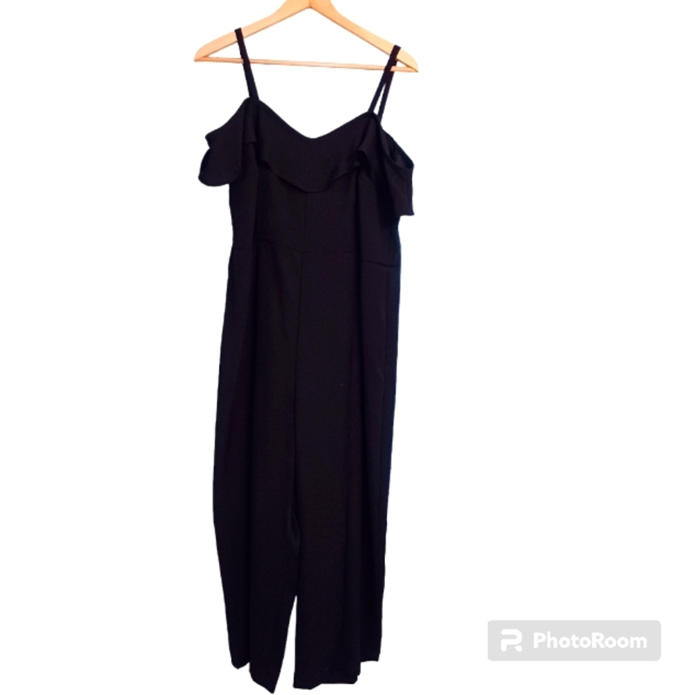EMMA & MICHELLE  Festive Black Jumpsuit Size 16